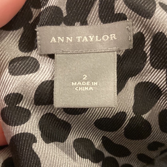 Sexy silk dress never worn! - Picture 3 of 4